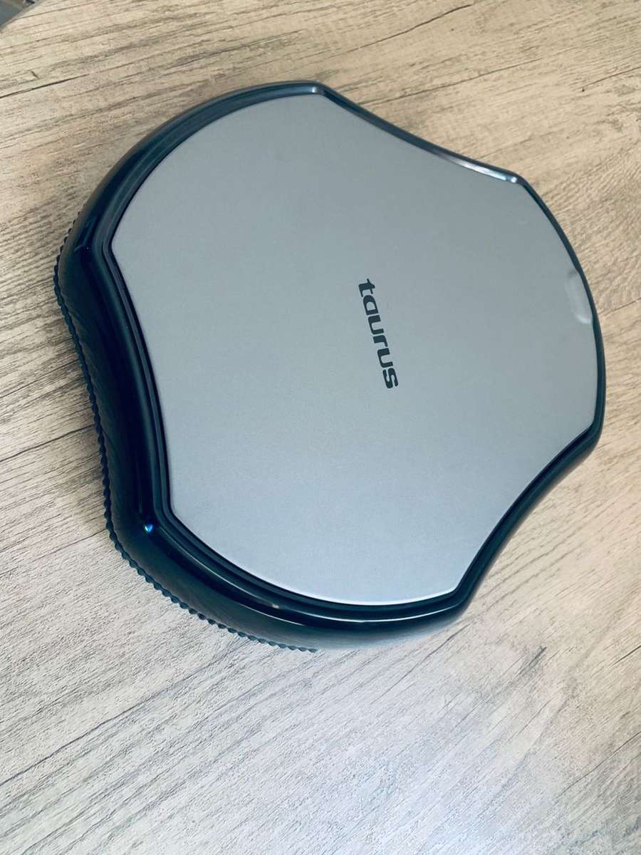 Bagless Vacuums Taurus Hexa Striker Plus Sensor Automatic Robot